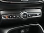 Volvo XC40 T5 Recharge R-Design PHEV 262pk Dealer O.H. | Trekhaak Af Fabriek | Camera | Alcantara Sportstoelen & Stuur Verwarmd | Keyless | Blis | Apple Carplay | Navigatie | DAB | Cruise Control | 19"L.M | Plug In Hybrid |