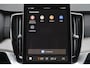 Volvo XC90 T8 Recharge AWD Black Edition Ultra Dark Exec. Ed. - Luchtvering - Panorama/schuifdak - IntelliSafe Assist & Surround - 360º Camera - Bowers & Wilkins audio - Adaptieve LED koplampen - Verwarmde voorstoelen, stuur & achterbank - Parkeersensoren voor & achter - Elektr. bedienb. voorstoelen met geheugen - Head up display - Draadloze tel. lader - Extra getint glas - 22' LMV