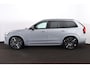 Volvo XC90 T8 Recharge AWD Ultra Dark Exec. Ed. - Luchtvering - Panorama/schuifdak - IntelliSafe Assist & Surround - 360º Camera - Bowers & Wilkins audio - Adaptieve LED koplampen - Verwarmde voorstoelen, stuur & achterbank - Parkeersensoren voor & achter - Elektr. bedienb. voorstoelen met geheugen - Head up display - Draadloze tel. lader - Extra getint glas - Inklapbare trekhaak - 22' LMV