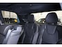 Volvo XC90 T8 Recharge AWD Ultra Dark Exec. Ed. - Luchtvering - Panorama/schuifdak - IntelliSafe Assist & Surround - 360º Camera - Bowers & Wilkins audio - Adaptieve LED koplampen - Verwarmde voorstoelen, stuur & achterbank - Parkeersensoren voor & achter - Elektr. bedienb. voorstoelen met geheugen - Head up display - Draadloze tel. lader - Extra getint glas - Inklapbare trekhaak - 22' LMV