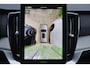 Volvo XC90 T8 Recharge AWD Ultra Dark Exec. Ed. - Luchtvering - Panorama/schuifdak - IntelliSafe Assist & Surround - 360º Camera - Bowers & Wilkins audio - Adaptieve LED koplampen - Verwarmde voorstoelen, stuur & achterbank - Parkeersensoren voor & achter - Elektr. bedienb. voorstoelen met geheugen - Head up display - Draadloze tel. lader - Extra getint glas - Inklapbare trekhaak - 22' LMV