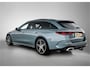 Mercedes-Benz E-klasse Estate 300 e AMG Nightpakket Plug-In Hybride | Trekhaak | Panoramadak | Distronic | Memory | 360°-camera | CarPlay | Stuur en Stoelverwarming | Inclusief 24 maanden Mercedes-Benz Certified garantie voor Europa.