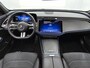 Mercedes-Benz E-klasse Estate 300 e AMG Nightpakket Plug-In Hybride | Trekhaak | Panoramadak | Distronic | Memory | 360°-camera | CarPlay | Stuur en Stoelverwarming | Inclusief 24 maanden Mercedes-Benz Certified garantie voor Europa.