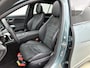 Mercedes-Benz E-klasse Estate 300 e AMG Nightpakket Plug-In Hybride | Trekhaak | Panoramadak | Distronic | Memory | 360°-camera | CarPlay | Stuur en Stoelverwarming | Inclusief 24 maanden Mercedes-Benz Certified garantie voor Europa.