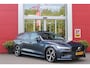 Volvo V60 2.0 T6 350PK Plug-in hybrid AWD Plus Dark | PANORAMISCH SCHUIF/KANTELDAK | PREMIUM AUDIO HARMAN/KARDON | NAVIGATIE VIA GOOGLE AUTO | APPLE CARPLAY / ANDROID AUTO | FULL-LED KOPLAMPEN | VERLICHTINGSPACK 2 | TREKHAAK MET SEMI ELEKTRISCH INKLAPBARE KOGEL 1800KG TREKGEWICHT! | 19'' 5-DOUBLE SPAAKS MATT GRAPHITE / DIAMOND CUT VELGEN | LEDEREN BEKLEDING | POWER SEATS - BESTUURDERS- EN PASSAGIERSSTOEL ELEKTRISCHVERSTELBAAR MET GEHEUGEN, ELEKTRISCH VERSTELBARE ZITVERLENGERS /LENDESTEUN VIERVOUDIG | STOEL- EN ACHTERBANKVERWARMING | STUURVERWARMING | VOORRUITVERWARMING | PARKEERVERWARMING MET TIMER (STANDKACHEL) | VISUAL PARK ASSIST - CAMERA VOOR + ACHTER INCL. 360 GRADEN VIEW | EXTRA GETINTE ACHTERRUITEN | ELEKTRISCH BEDIENBARE ACHTERKLEP | ELEKTRISCH INKLAPBARE BUITENSPIEGELS |