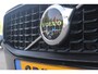 Volvo V60 2.0 T6 350PK Plug-in hybrid AWD Plus Dark | PANORAMISCH SCHUIF/KANTELDAK | PREMIUM AUDIO HARMAN/KARDON | NAVIGATIE VIA GOOGLE AUTO | APPLE CARPLAY / ANDROID AUTO | FULL-LED KOPLAMPEN | VERLICHTINGSPACK 2 | TREKHAAK MET SEMI ELEKTRISCH INKLAPBARE KOGEL 1800KG TREKGEWICHT! | 19'' 5-DOUBLE SPAAKS MATT GRAPHITE / DIAMOND CUT VELGEN | LEDEREN BEKLEDING | POWER SEATS - BESTUURDERS- EN PASSAGIERSSTOEL ELEKTRISCHVERSTELBAAR MET GEHEUGEN, ELEKTRISCH VERSTELBARE ZITVERLENGERS /LENDESTEUN VIERVOUDIG | STOEL- EN ACHTERBANKVERWARMING | STUURVERWARMING | VOORRUITVERWARMING | PARKEERVERWARMING MET TIMER (STANDKACHEL) | VISUAL PARK ASSIST - CAMERA VOOR + ACHTER INCL. 360 GRADEN VIEW | EXTRA GETINTE ACHTERRUITEN | ELEKTRISCH BEDIENBARE ACHTERKLEP | ELEKTRISCH INKLAPBARE BUITENSPIEGELS |