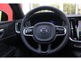 Volvo V60 2.0 T6 350PK Plug-in hybrid AWD Plus Dark | PANORAMISCH SCHUIF/KANTELDAK | PREMIUM AUDIO HARMAN/KARDON | NAVIGATIE VIA GOOGLE AUTO | APPLE CARPLAY / ANDROID AUTO | FULL-LED KOPLAMPEN | VERLICHTINGSPACK 2 | TREKHAAK MET SEMI ELEKTRISCH INKLAPBARE KOGEL 1800KG TREKGEWICHT! | 19'' 5-DOUBLE SPAAKS MATT GRAPHITE / DIAMOND CUT VELGEN | LEDEREN BEKLEDING | POWER SEATS - BESTUURDERS- EN PASSAGIERSSTOEL ELEKTRISCHVERSTELBAAR MET GEHEUGEN, ELEKTRISCH VERSTELBARE ZITVERLENGERS /LENDESTEUN VIERVOUDIG | STOEL- EN ACHTERBANKVERWARMING | STUURVERWARMING | VOORRUITVERWARMING | PARKEERVERWARMING MET TIMER (STANDKACHEL) | VISUAL PARK ASSIST - CAMERA VOOR + ACHTER INCL. 360 GRADEN VIEW | EXTRA GETINTE ACHTERRUITEN | ELEKTRISCH BEDIENBARE ACHTERKLEP | ELEKTRISCH INKLAPBARE BUITENSPIEGELS |