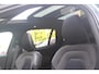 Volvo V60 2.0 T6 350PK Plug-in hybrid AWD Plus Dark | PANORAMISCH SCHUIF/KANTELDAK | PREMIUM AUDIO HARMAN/KARDON | NAVIGATIE VIA GOOGLE AUTO | APPLE CARPLAY / ANDROID AUTO | FULL-LED KOPLAMPEN | VERLICHTINGSPACK 2 | TREKHAAK MET SEMI ELEKTRISCH INKLAPBARE KOGEL 1800KG TREKGEWICHT! | 19'' 5-DOUBLE SPAAKS MATT GRAPHITE / DIAMOND CUT VELGEN | LEDEREN BEKLEDING | POWER SEATS - BESTUURDERS- EN PASSAGIERSSTOEL ELEKTRISCHVERSTELBAAR MET GEHEUGEN, ELEKTRISCH VERSTELBARE ZITVERLENGERS /LENDESTEUN VIERVOUDIG | STOEL- EN ACHTERBANKVERWARMING | STUURVERWARMING | VOORRUITVERWARMING | PARKEERVERWARMING MET TIMER (STANDKACHEL) | VISUAL PARK ASSIST - CAMERA VOOR + ACHTER INCL. 360 GRADEN VIEW | EXTRA GETINTE ACHTERRUITEN | ELEKTRISCH BEDIENBARE ACHTERKLEP | ELEKTRISCH INKLAPBARE BUITENSPIEGELS |
