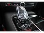 Volvo V60 2.0 T6 350PK Plug-in hybrid AWD Plus Dark | PANORAMISCH SCHUIF/KANTELDAK | PREMIUM AUDIO HARMAN/KARDON | NAVIGATIE VIA GOOGLE AUTO | APPLE CARPLAY / ANDROID AUTO | FULL-LED KOPLAMPEN | VERLICHTINGSPACK 2 | TREKHAAK MET SEMI ELEKTRISCH INKLAPBARE KOGEL 1800KG TREKGEWICHT! | 19'' 5-DOUBLE SPAAKS MATT GRAPHITE / DIAMOND CUT VELGEN | LEDEREN BEKLEDING | POWER SEATS - BESTUURDERS- EN PASSAGIERSSTOEL ELEKTRISCHVERSTELBAAR MET GEHEUGEN, ELEKTRISCH VERSTELBARE ZITVERLENGERS /LENDESTEUN VIERVOUDIG | STOEL- EN ACHTERBANKVERWARMING | STUURVERWARMING | VOORRUITVERWARMING | PARKEERVERWARMING MET TIMER (STANDKACHEL) | VISUAL PARK ASSIST - CAMERA VOOR + ACHTER INCL. 360 GRADEN VIEW | EXTRA GETINTE ACHTERRUITEN | ELEKTRISCH BEDIENBARE ACHTERKLEP | ELEKTRISCH INKLAPBARE BUITENSPIEGELS |