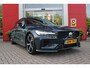 Volvo V60 2.0 T6 350PK Plug-in hybrid AWD Plus Dark | PANORAMISCH SCHUIF/KANTELDAK | PREMIUM AUDIO HARMAN/KARDON | NAVIGATIE VIA GOOGLE AUTO | APPLE CARPLAY / ANDROID AUTO | FULL-LED KOPLAMPEN | VERLICHTINGSPACK 2 | TREKHAAK MET SEMI ELEKTRISCH INKLAPBARE KOGEL 1800KG TREKGEWICHT! | 19'' 5-DOUBLE SPAAKS MATT GRAPHITE / DIAMOND CUT VELGEN | LEDEREN BEKLEDING | POWER SEATS - BESTUURDERS- EN PASSAGIERSSTOEL ELEKTRISCHVERSTELBAAR MET GEHEUGEN, ELEKTRISCH VERSTELBARE ZITVERLENGERS /LENDESTEUN VIERVOUDIG | STOEL- EN ACHTERBANKVERWARMING | STUURVERWARMING | VOORRUITVERWARMING | PARKEERVERWARMING MET TIMER (STANDKACHEL) | VISUAL PARK ASSIST - CAMERA VOOR + ACHTER INCL. 360 GRADEN VIEW | EXTRA GETINTE ACHTERRUITEN | ELEKTRISCH BEDIENBARE ACHTERKLEP | ELEKTRISCH INKLAPBARE BUITENSPIEGELS |