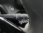 Peugeot e-2008 EV GT 54 kWh | Apple carplay | Navi | Sportstoelen | LED | Cruise ad. | Camera | Rijstrooksens. | 17 inch