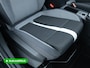 Opel Frontera 1.2 Turbo Hybrid GS 7 persoons | Stoel-, Stuur- & voorruitverwarming | Camera | Apple Carplay | Navigatie | Cruise | PDC V+A, Extra getint glas achter, derde zitrij, Nieuwe auto, tot 8 jaar garantie!