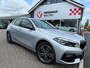 BMW 1-Serie 118i High Executive. RIJKLAARPRIJS! TREKHAAK/AUTOMAAT/SPORTSTOELEN