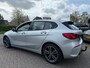 BMW 1-Serie 118i High Executive. RIJKLAARPRIJS! TREKHAAK/AUTOMAAT/SPORTSTOELEN