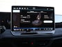 Volkswagen Tiguan R-Line Edition 1.5 eHybrid 204 PK | Navigatie | Trekhaak | Panoramadak | LED Matrix | Black style |