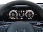 Volkswagen Tiguan R-Line Edition 1.5 eHybrid 204 PK | Navigatie | Trekhaak | Panoramadak | LED Matrix | Black style |