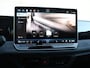 Volkswagen Tiguan R-Line Edition 1.5 eHybrid 204 PK | Navigatie | Trekhaak | Panoramadak | LED Matrix | Black style |