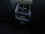 Volkswagen Tiguan R-Line Edition 1.5 eHybrid 204 PK | Navigatie | Trekhaak | Panoramadak | LED Matrix | Black style |