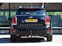 MINI Countryman Mini 1.5 Cooper Salt | Org. NL | BOVAG Garantie | Trekhaak | Navigatie | 17'' Velgen | Bluetooth Telefoonverbinding | Cruise & Climate Control | PDC Achter |