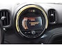 MINI Countryman Mini 1.5 Cooper Salt | Org. NL | BOVAG Garantie | Trekhaak | Navigatie | 17'' Velgen | Bluetooth Telefoonverbinding | Cruise & Climate Control | PDC Achter |