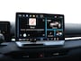 Volkswagen T-Roc Life First Edition 1.5 eTSI 116 PK | Trekhaak | App connect | 18" Torino | Clima |