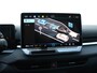Volkswagen T-Roc Life First Edition 1.5 eTSI 116 PK | Trekhaak | App connect | 18" Torino | Clima |
