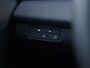 Volkswagen T-Roc Life First Edition 1.5 eTSI 116 PK | Trekhaak | App connect | 18" Torino | Clima |