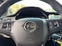 Opel Karl 1.0 Rocks Online Edition met parkeersensoren en en bluetooth telefoon en cruise controle en airco