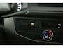Volkswagen Transporter 2.0 TDI L2H1 150PK | Aut. | Airco | Adap. Cruise | Camera | 3 Zits | Trekhaak | Carplay