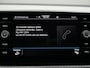 Volkswagen T-Cross R-Line 1.0 TSI 110 PK DSG | LED | Achteruitrijcamera | Stoelverwarming | Adaptieve Cruise Control | Navigatie |