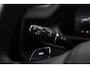 Land Rover Defender OCTA 4.4 P635 Octa | Treeplanken | Trekhaak | Luchtvering | ClearSight | Meridian Surround | Head-Up | Panoramadak