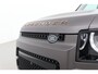 Land Rover Defender OCTA 4.4 P635 Octa | Treeplanken | Trekhaak | Luchtvering | ClearSight | Meridian Surround | Head-Up | Panoramadak