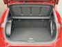 Hyundai Kona 1.6 GDI HEV N Line Sky / Trekhaak 1.300 KG / Schuif- & Kanteldak / BOSE Audio / 360 Camera / Memory Seat / Elek. Bedienbare Voorstoelen / Stoelverwarming Voor + Achter / Stoelverkoeling / Elek. Achterklep /