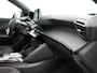 Peugeot e-2008 EV Active Pack 50 kWh | Apple Carplay & Android Auto | Cruise Control | Keyless Start | Lane Assist | Navigatie | DAB |