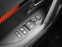 Peugeot e-2008 EV Active Pack 50 kWh | Apple Carplay & Android Auto | Cruise Control | Keyless Start | Lane Assist | Navigatie | DAB |