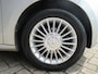 Volkswagen Up! 1.0 high up! BlueMotion | Airco | Cruise Control | Radio-CD | Incl. Garantie | Lichtmetalen velgen |