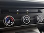 Volkswagen Transporter 2.0 TDI L2H1 150PK | Automaat | Airco | Trekhaak | Multifunctioneel Stuurwiel | Adaptive Cruise Control | Parkeersensoren Voor + Achter | Apple/Android Carplay |