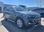 BMW X1 xDrive25e Business Edition Plus | 1E EIGENAAR | ORIGINEEL NL! | PANO DAK | TREKHAAK | STOEL + STUUR VERWARMING | HARMAN/ KARDON | ADAPTIVE CRUISE | ELEKTR KLEP