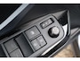 Toyota C-HR / C-HR+ 2.0 HYBRID STYLE STOEL\STUUR&WISSERVERW. KEYLESS DODEHOEKDETECTIE LED APPLE/ANDRIOD 18"LM-VELGEN AD-CRUISE