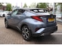Toyota C-HR / C-HR+ 2.0 HYBRID STYLE STOEL\STUUR&WISSERVERW. KEYLESS DODEHOEKDETECTIE LED APPLE/ANDRIOD 18"LM-VELGEN AD-CRUISE