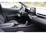 Toyota C-HR / C-HR+ 2.0 HYBRID STYLE STOEL\STUUR&WISSERVERW. KEYLESS DODEHOEKDETECTIE LED APPLE/ANDRIOD 18"LM-VELGEN AD-CRUISE