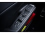 Volkswagen T-Roc 1.5 eTsi R-Line First Edition | Achteruitrijcamera | Elektrisch glazen panorama-dak | Lichtmetalen velgen 20"