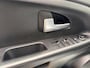 Kia Venga 1.6 CVVT Super Pack van 1ste Eig in automaat en elec panoramadak en navigatie en bluetooth en airco