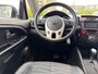 Kia Venga 1.6 CVVT Super Pack van 1ste Eig in automaat en elec panoramadak en navigatie en bluetooth en airco