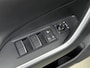 Toyota RAV4 - 2.5 Hybrid AWD Bi-Tone // DEALERONDERHOUDEN // TREKHAAK // SCHUIF - KANTELDAK //