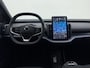 Volvo EX30 Extended Range Plus Europa / Elektr. Stoelen / Getint Glas / Stoel + Stuurw. Verwarming / ACC / BLIS / Harman&Kardon Audio / Elektr. Achterklep / PDC + Camera /