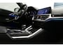 BMW 4-Serie Cabrio M440i xDrive High Executive / Air Collar (nekverwarming / BMW Laserlight / Elektr. verstelbare voorstoelen (links met memory) / Harman Kardon Surround Sound / Stoelverwarming / 20" / Rondomzichtcamera / HUD / Apple Carplay - Android Auto / Adaptief M onderstel / Elektr. wegklapbare trekhaak / Leder interieur / Dodehoekdetectie / Achteruitrijcamera