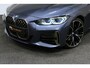 BMW 4-Serie Cabrio M440i xDrive High Executive / Air Collar (nekverwarming / BMW Laserlight / Elektr. verstelbare voorstoelen (links met memory) / Harman Kardon Surround Sound / Stoelverwarming / 20" / Rondomzichtcamera / HUD / Apple Carplay - Android Auto / Adaptief M onderstel / Elektr. wegklapbare trekhaak / Leder interieur / Dodehoekdetectie / Achteruitrijcamera