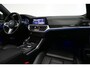 BMW 4-Serie Cabrio M440i xDrive High Executive / Air Collar (nekverwarming / BMW Laserlight / Elektr. verstelbare voorstoelen (links met memory) / Harman Kardon Surround Sound / Stoelverwarming / 20" / Rondomzichtcamera / HUD / Apple Carplay - Android Auto / Adaptief M onderstel / Elektr. wegklapbare trekhaak / Leder interieur / Dodehoekdetectie / Achteruitrijcamera