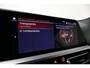 BMW 4-Serie Cabrio M440i xDrive High Executive / Air Collar (nekverwarming / BMW Laserlight / Elektr. verstelbare voorstoelen (links met memory) / Harman Kardon Surround Sound / Stoelverwarming / 20" / Rondomzichtcamera / HUD / Apple Carplay - Android Auto / Adaptief M onderstel / Elektr. wegklapbare trekhaak / Leder interieur / Dodehoekdetectie / Achteruitrijcamera